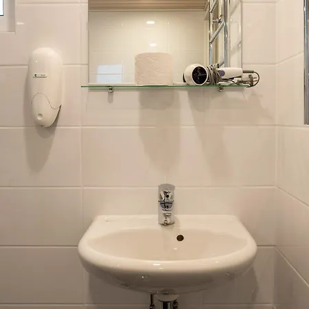 Tikkurila 2*