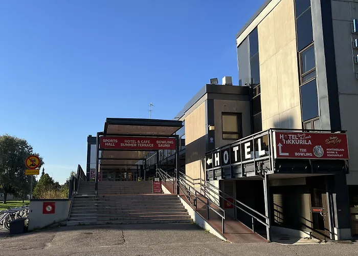 Отель Tikkurila 2*