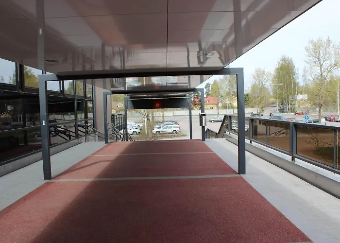 Tikkurila מלון 2*